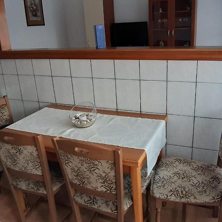 Apartment Ivana Gospić Eksteriør billede