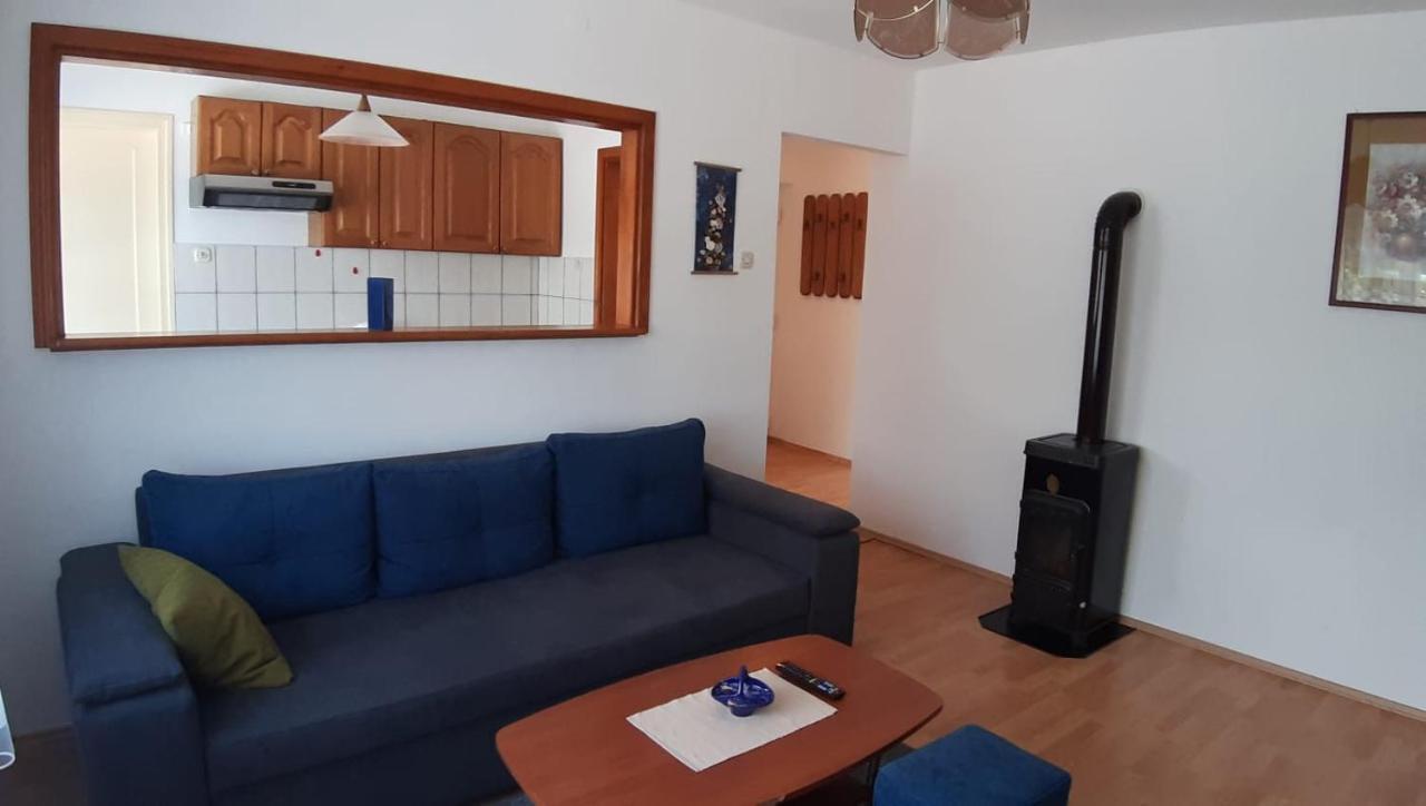 Apartment Ivana Gospić Eksteriør billede